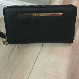 Steve Madden Clutch